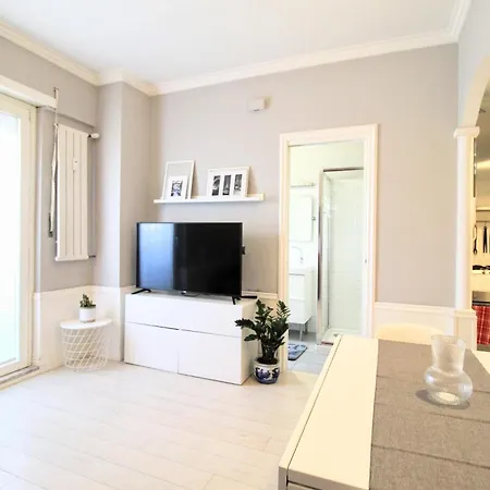 Casa Di Lola Metro Conca D' Oro